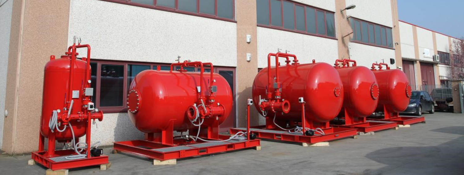 بلدر تانک ، Bladder tank 